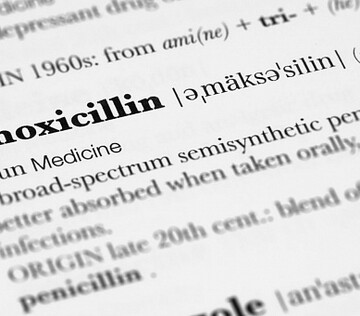 Выявлены новые побочные эффекты амоксициллина и клавулановой кислоты