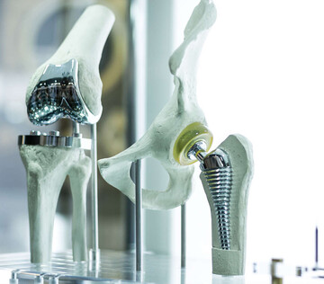 Российские ученые усовершенствовали титановый сплав для костных имплантов