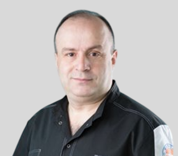 Зураев Казбек Эдуардович