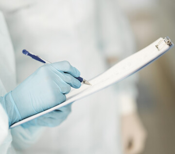 Новосибирские хирурги запатентовали метод, снижающий риск осложнений при операциях на кишечнике