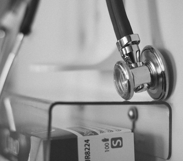 В Госдуму внесли законопроект о частичной декриминализации работы врачей